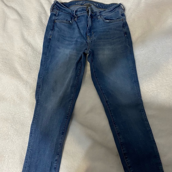 2/$33. American Eagle Jeans. Jegging. Size 8. Regular Fit - Picture 2 of 5